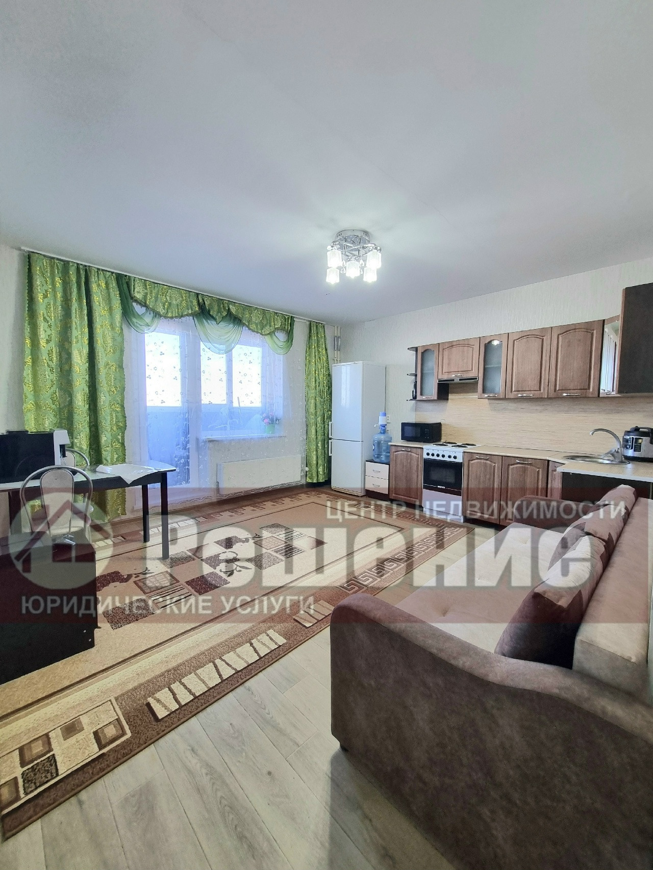 Студия + три спальни под 6% годовых — это не шутка 😍🏠

Да, такая квартира действительно существует. И она ждёт именно вас.

📍 Короленко, идеальный район для семьи:
• Рядом детский сад (во дворе!) и школа за домом
• Транспорт до Челябинска — в шаговой доступности
• Магазины, аптеки — всё под рукой
• 